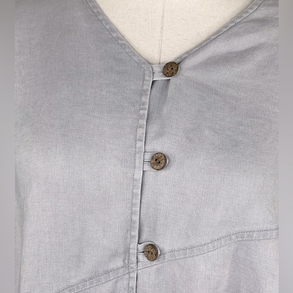 J. JILL Linen Tunic Top Minimalist Gray Wood Buttons-Large - Picture 2 of 3